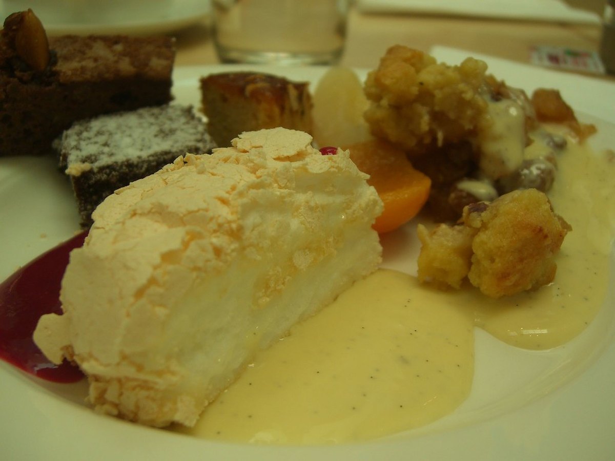 Apfel-Käsekuchen mit Streuseln