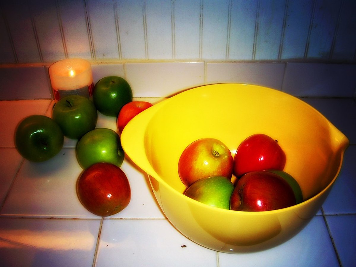 Äpfel in einer Schüssel
