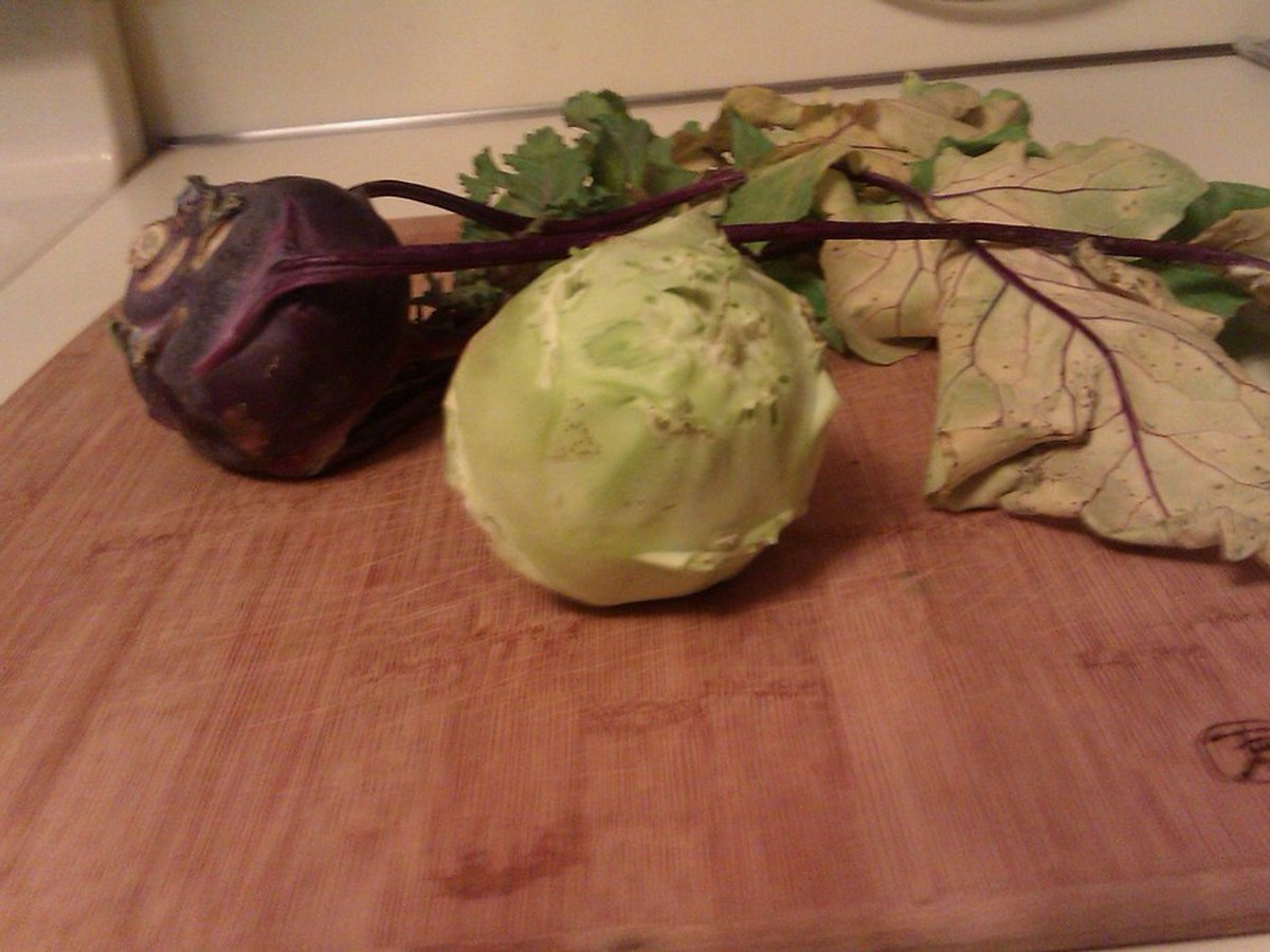 Kohlrabiblätter