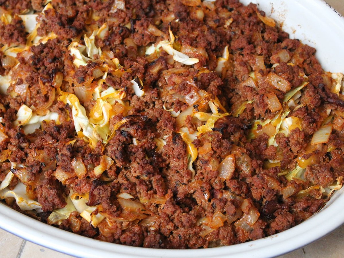 Spitzkohl-Auflauf mit Hackfleisch und Käse