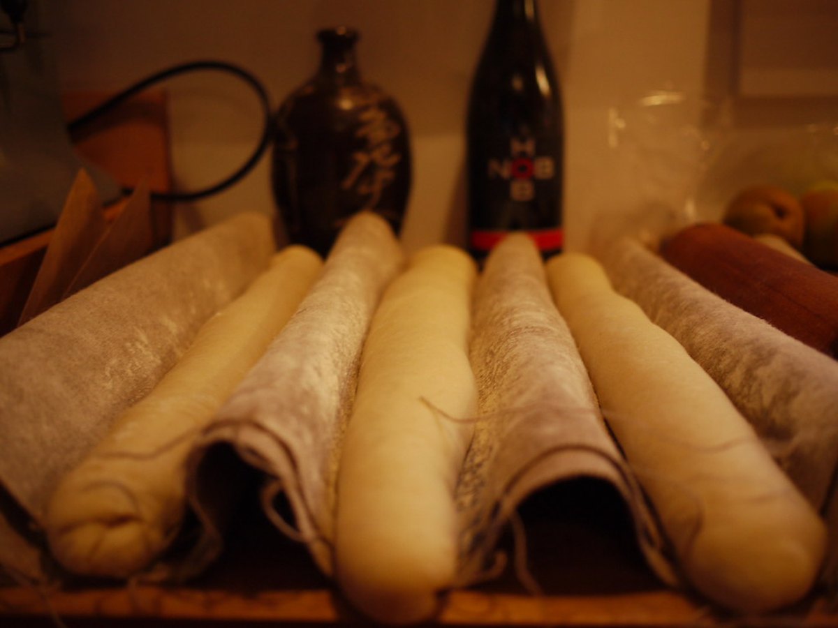 Baguettes gehen im Bäckerleinen