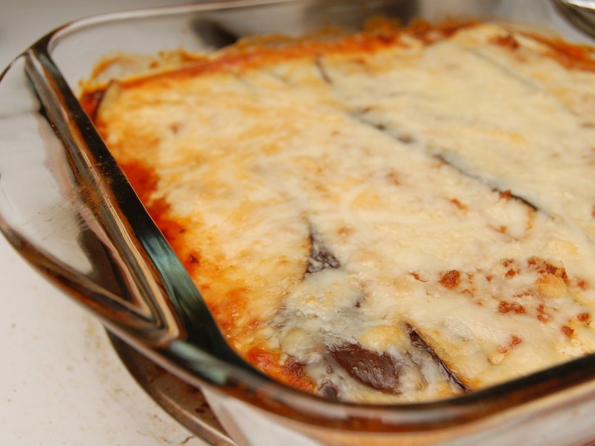 Lasagne in einer Auflaufform