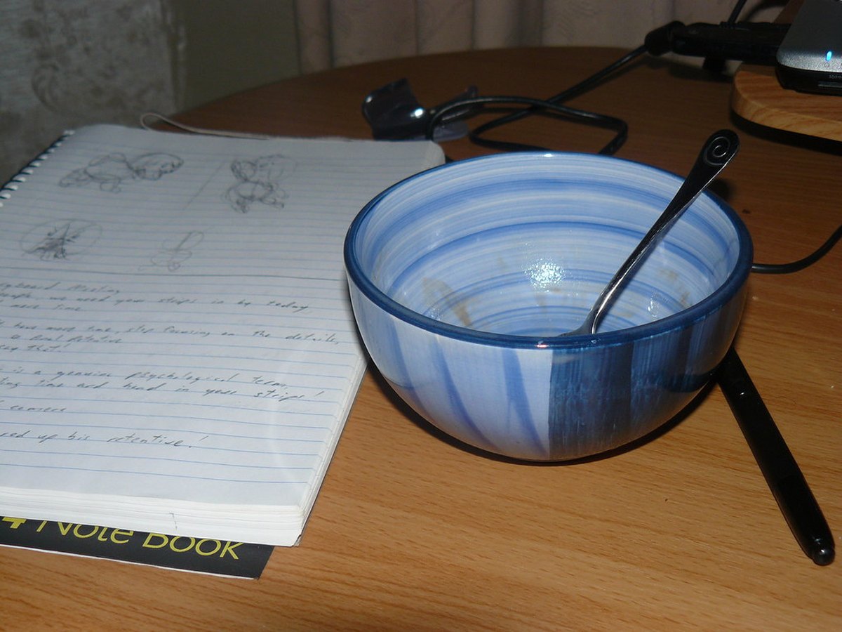 Champignoncremesuppe mit gebratenen Pilzen und Thymian