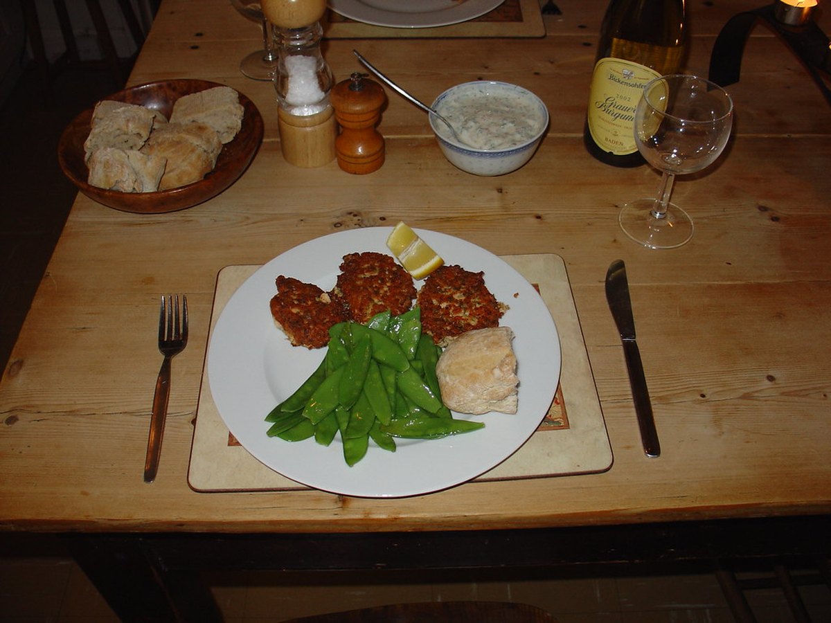 Dill, Senfkörner, Knoblauch und Gewürze