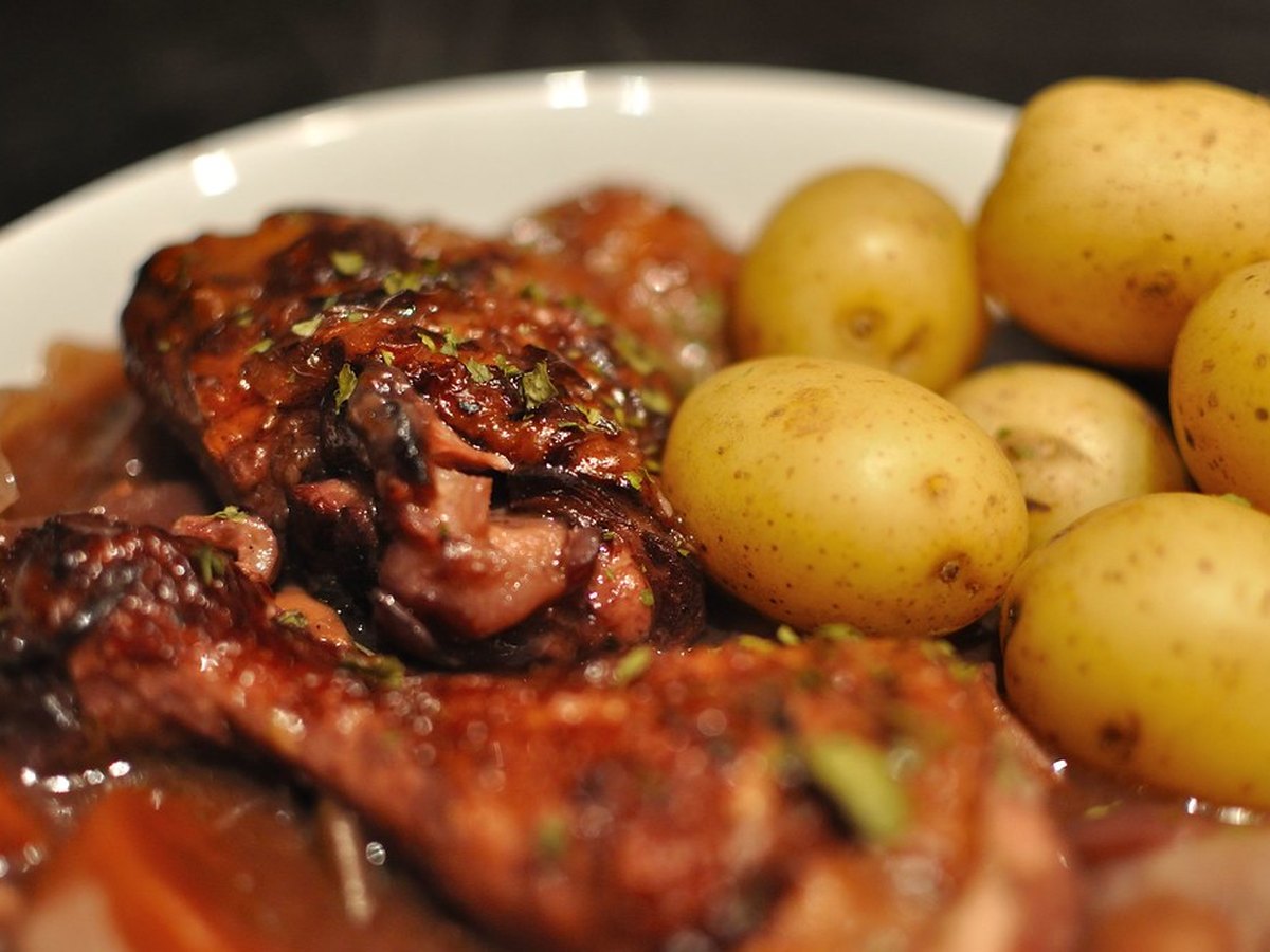 Coq au Vin im Topf