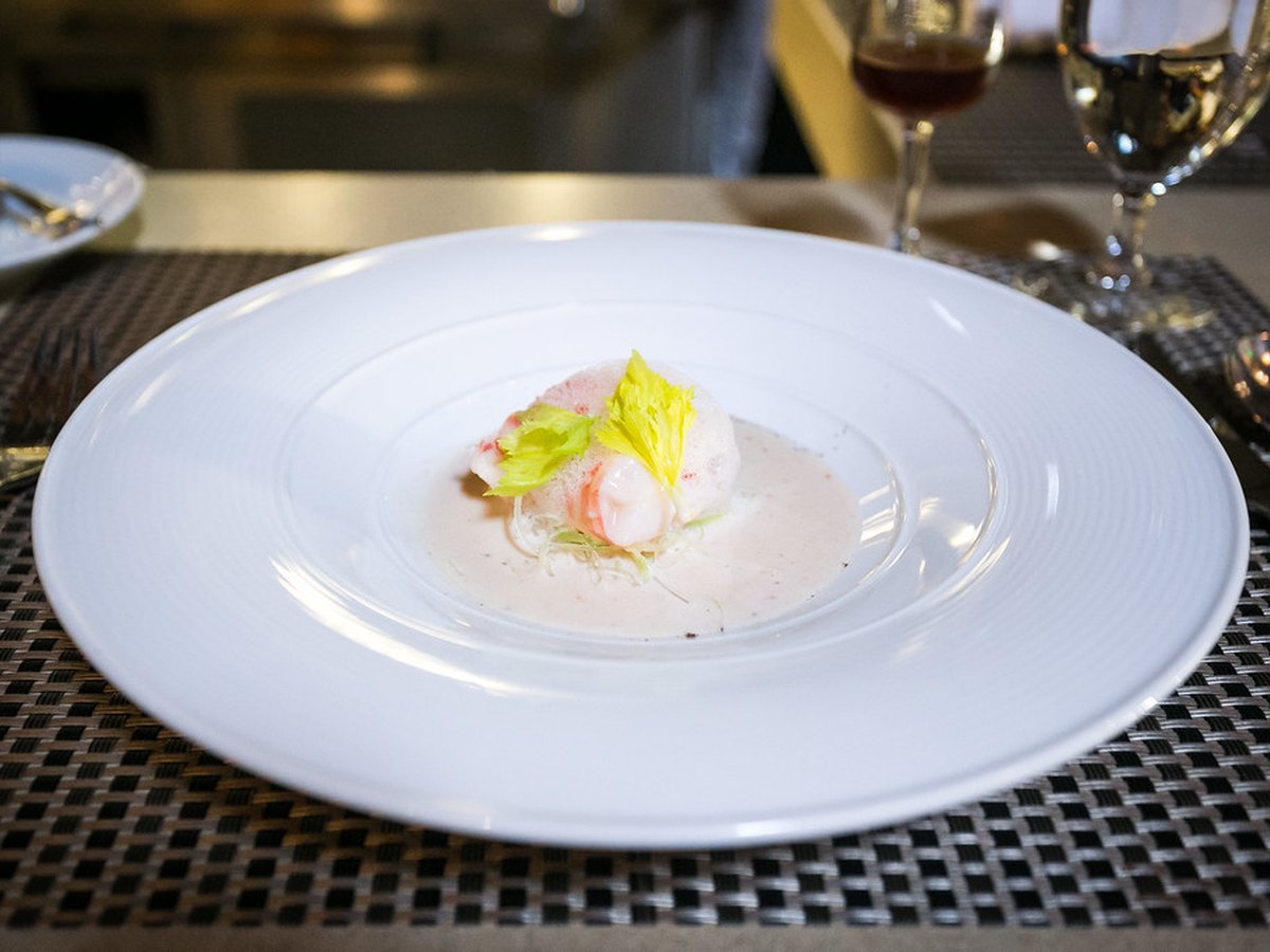 Spinatsuppe mit pochiertem Ei