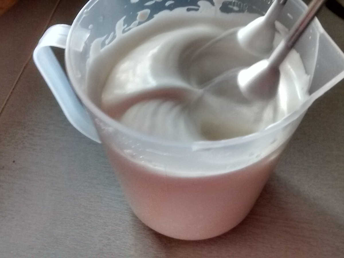 Kichererbsenwasser in einer Schüssel